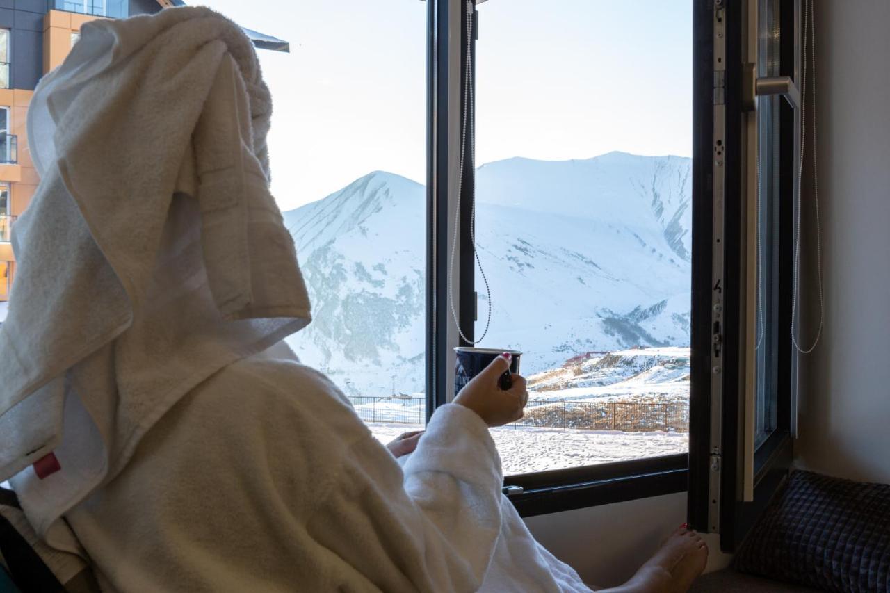 Crystal Deluxe, Four Seasons F2, New Gudauri Apartment Bagian luar foto