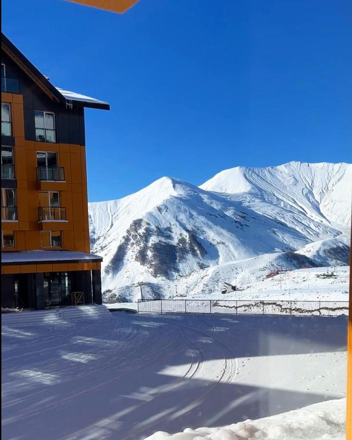 Crystal Deluxe, Four Seasons F2, New Gudauri Apartment Bagian luar foto